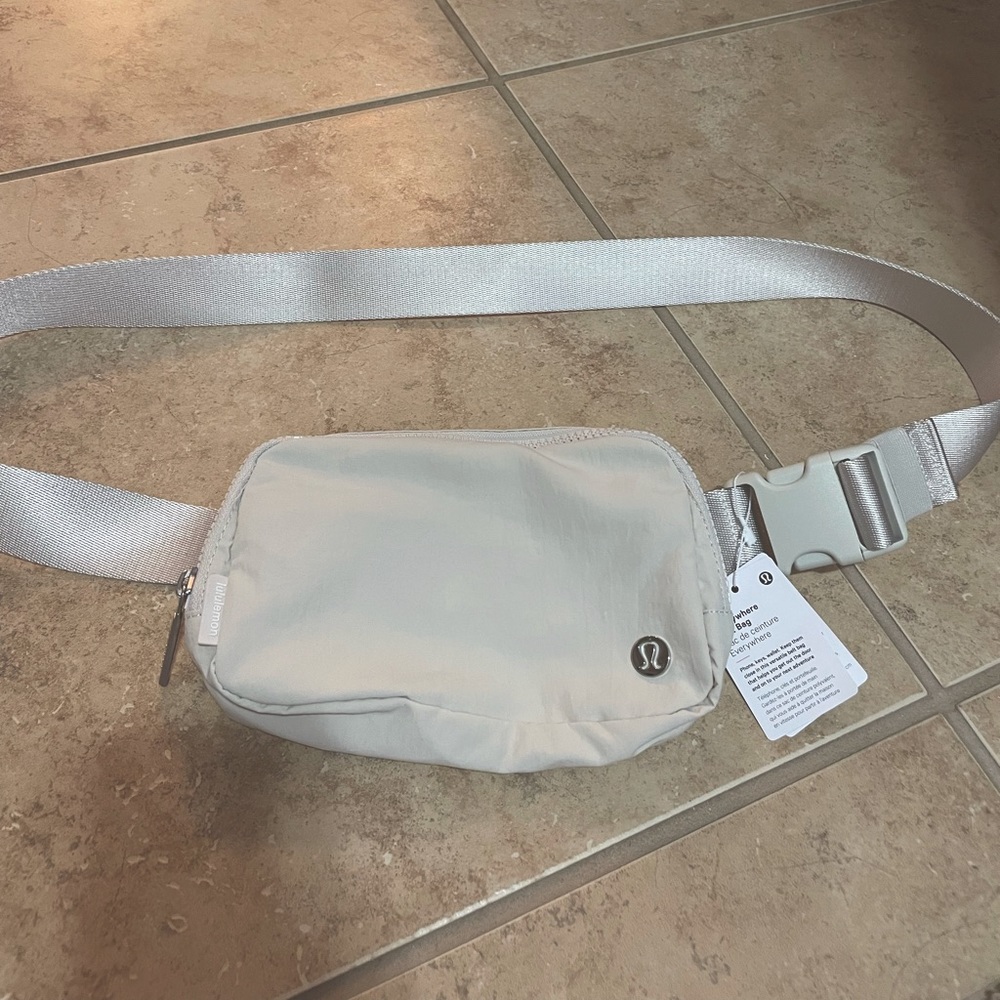Everywhere belt bag Lululemon
